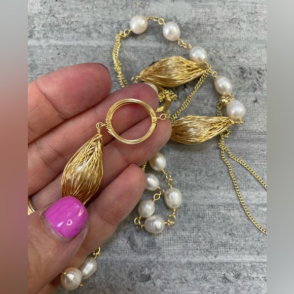 14k E plated Gold FWC Pearl Wire wrapped nested pearl adjustable dangling accent - Picture 4 of 8